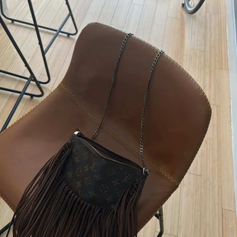 Louis Vuitton Pochette Accessories - Western Style 👢 - Picture 10 of 14